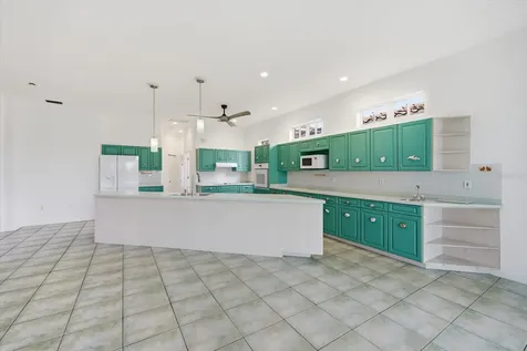 210 Rio Terra Venice FL 34285
