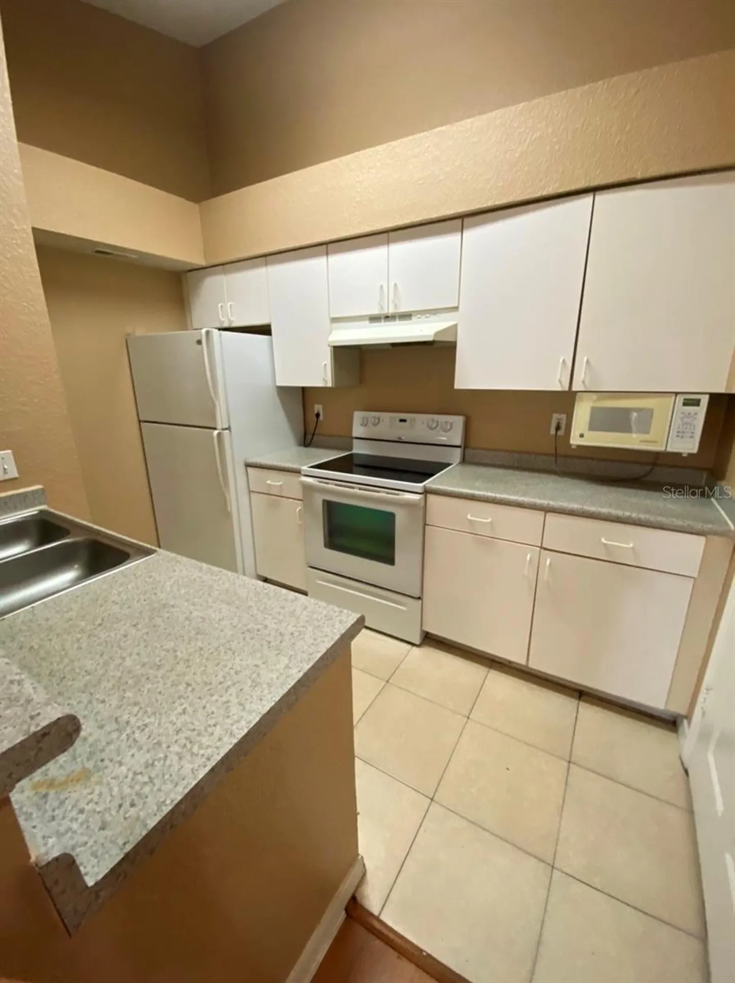 5028 Park Central Drive Orlando FL 32839