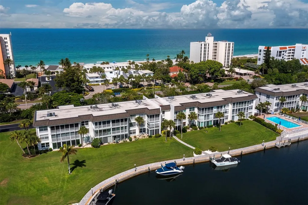4350 Chatham Drive Longboat Key FL 34228