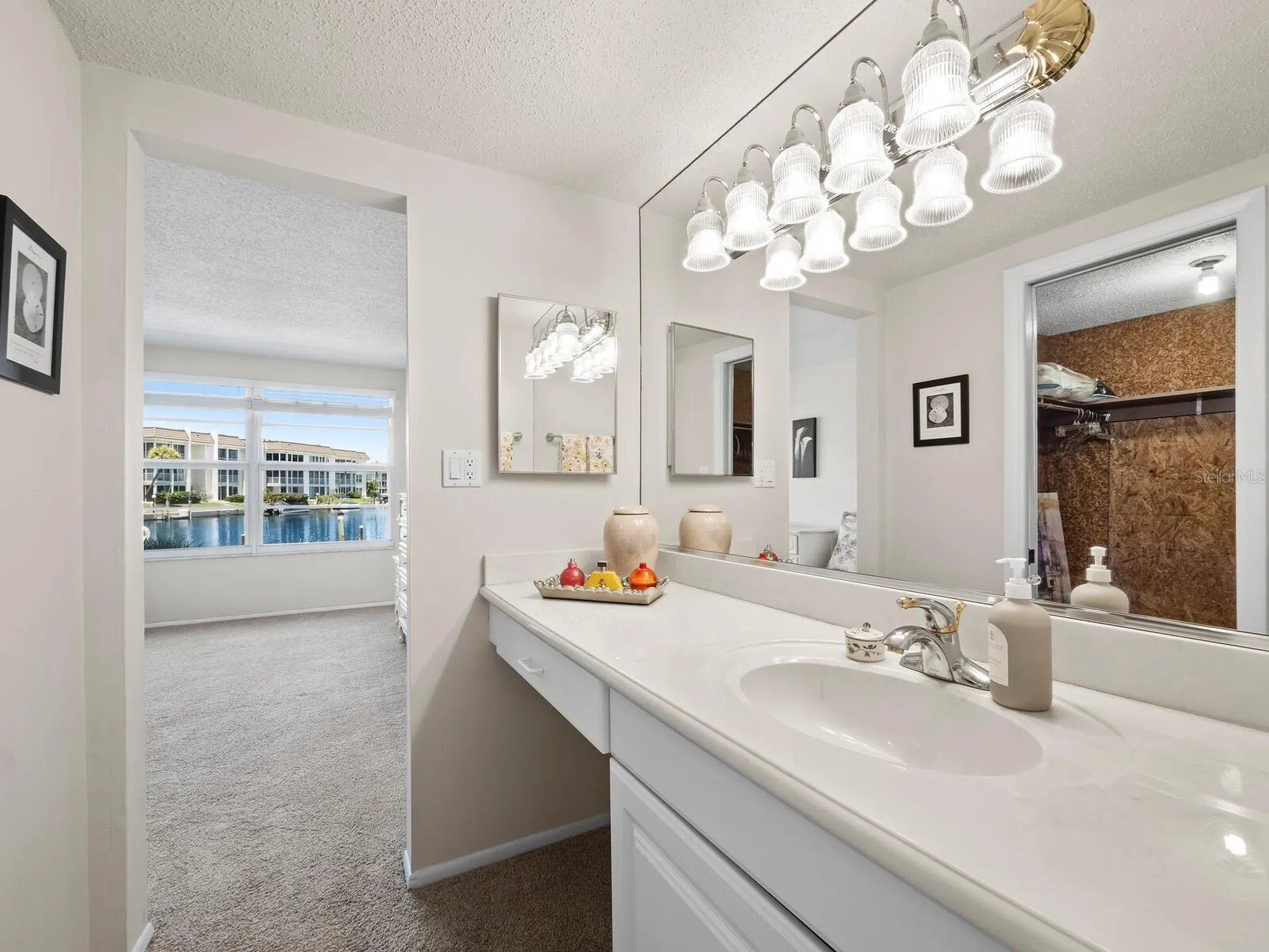 4350 Chatham Drive Longboat Key FL 34228