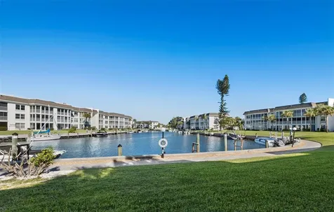 4350 Chatham Drive Longboat Key FL 34228