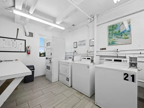 4350 Chatham Drive Longboat Key FL 34228
