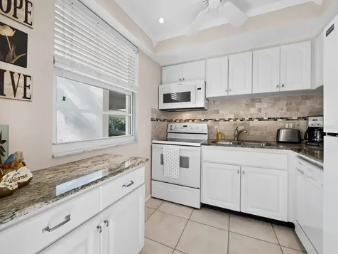 4350 Chatham Drive Longboat Key FL 34228