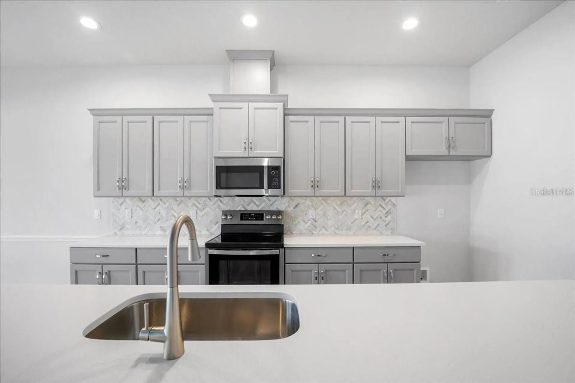 60 Del Palma Drive Palm Coast FL 32137