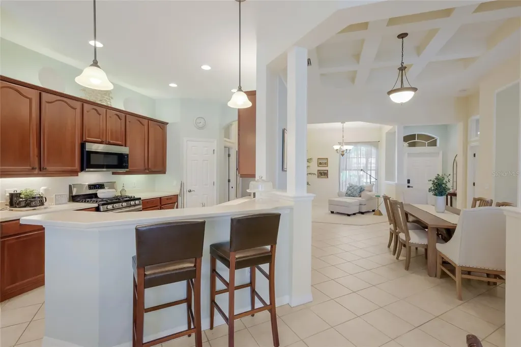 252 Dahlia Court Bradenton FL 34212