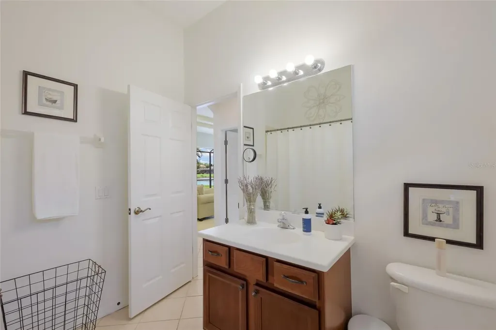 252 Dahlia Court Bradenton FL 34212