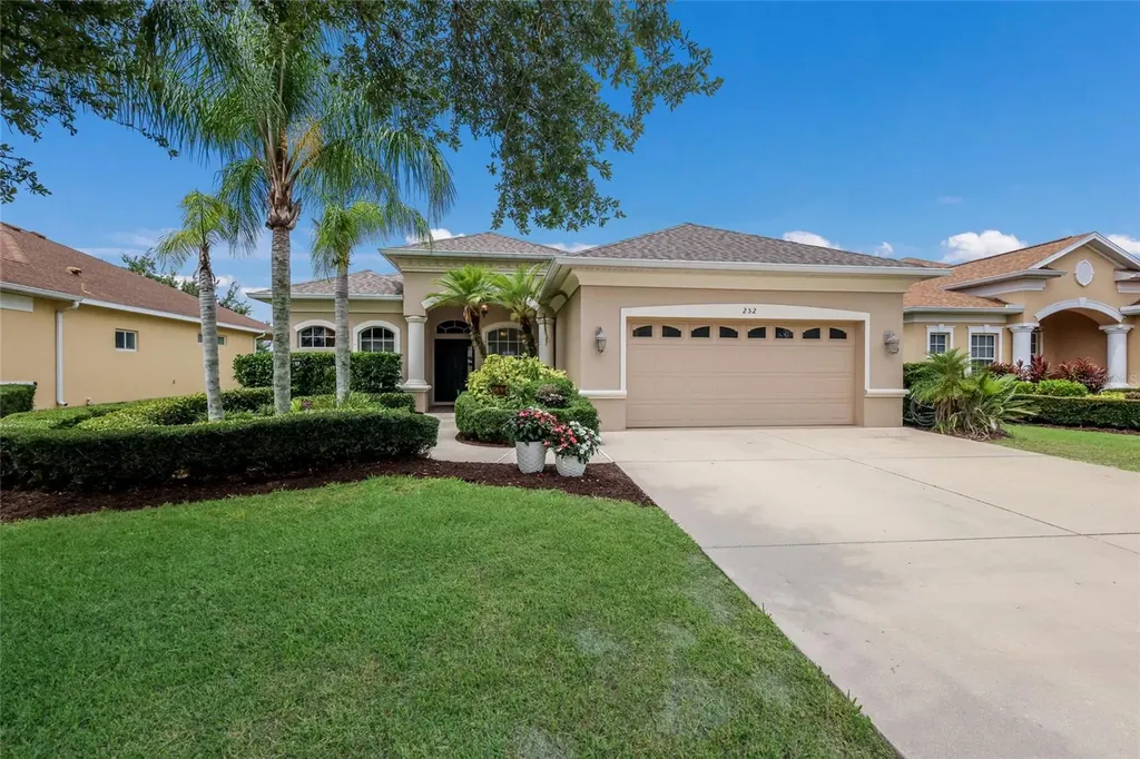 252 Dahlia Court Bradenton FL 34212