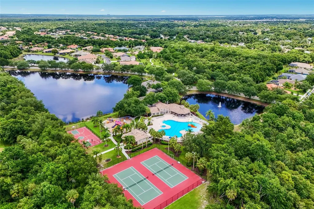 252 Dahlia Court Bradenton FL 34212