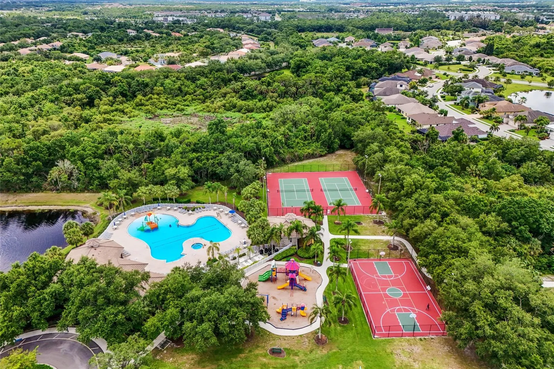 252 Dahlia Court Bradenton FL 34212
