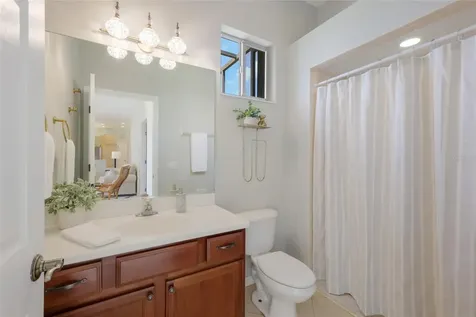252 Dahlia Court Bradenton FL 34212