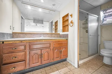 1200 E Court Street Tarpon Springs FL 34689