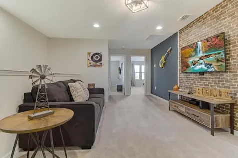 2436 Dubai Street Kissimmee FL 34747