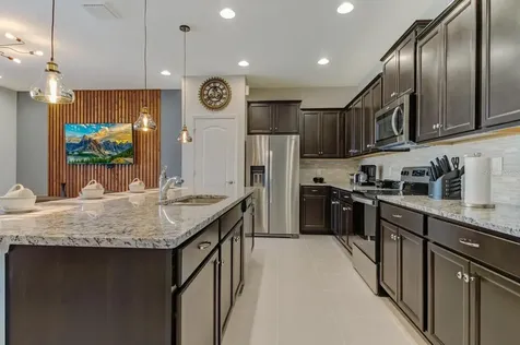 2436 Dubai Street Kissimmee FL 34747