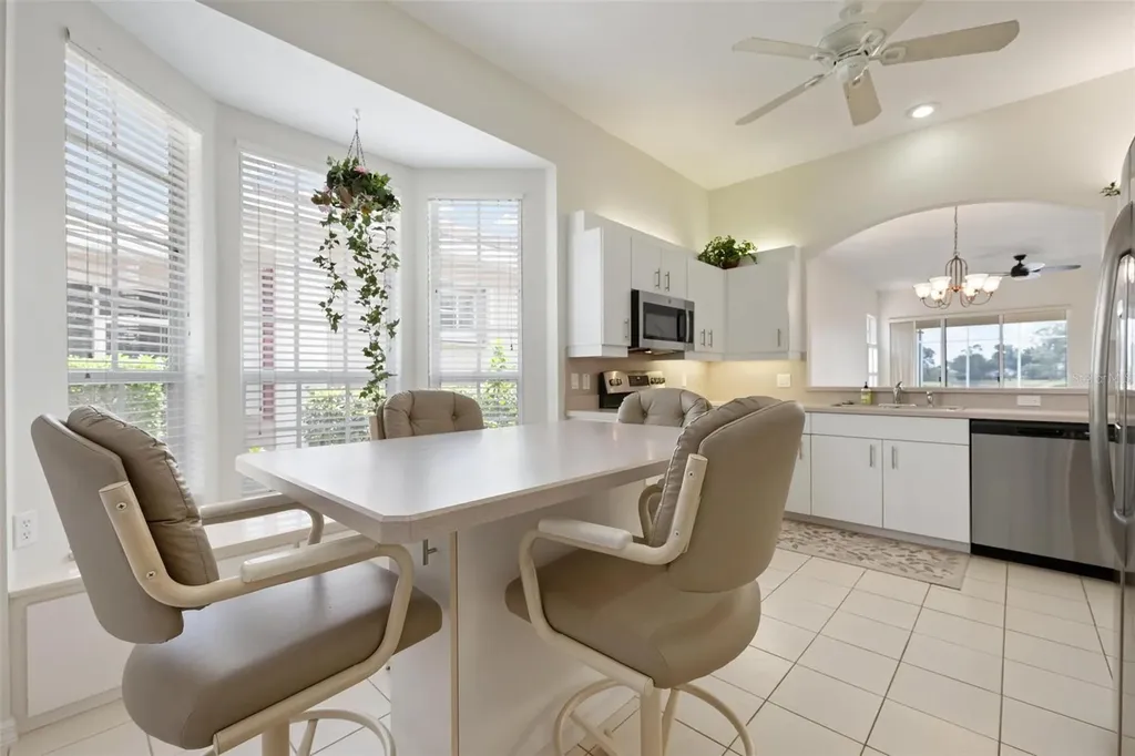 880 Chalmers Drive Venice FL 34293