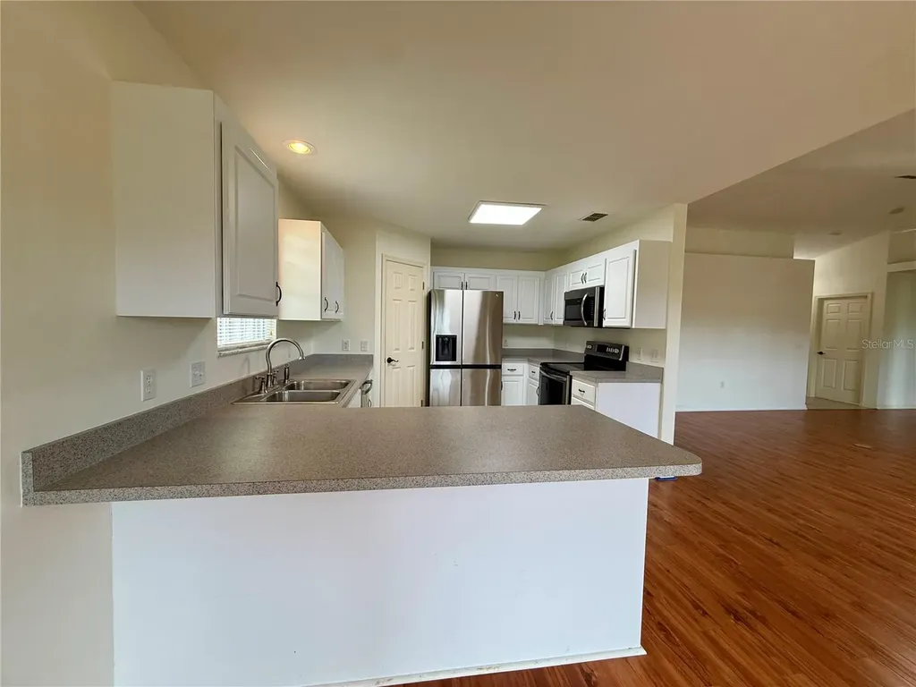 25168 NW 10th Avenue Newberry FL 32669