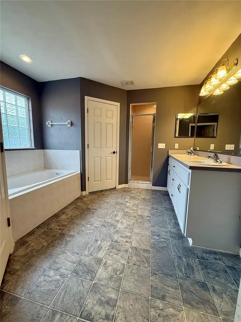 25168 NW 10th Avenue Newberry FL 32669