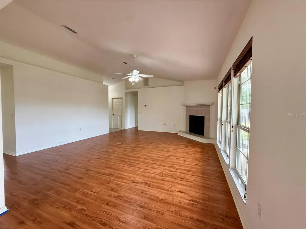 25168 NW 10th Avenue Newberry FL 32669