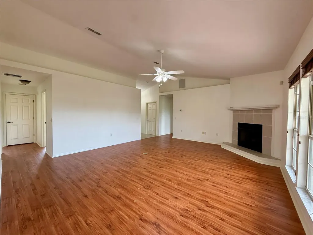 25168 NW 10th Avenue Newberry FL 32669