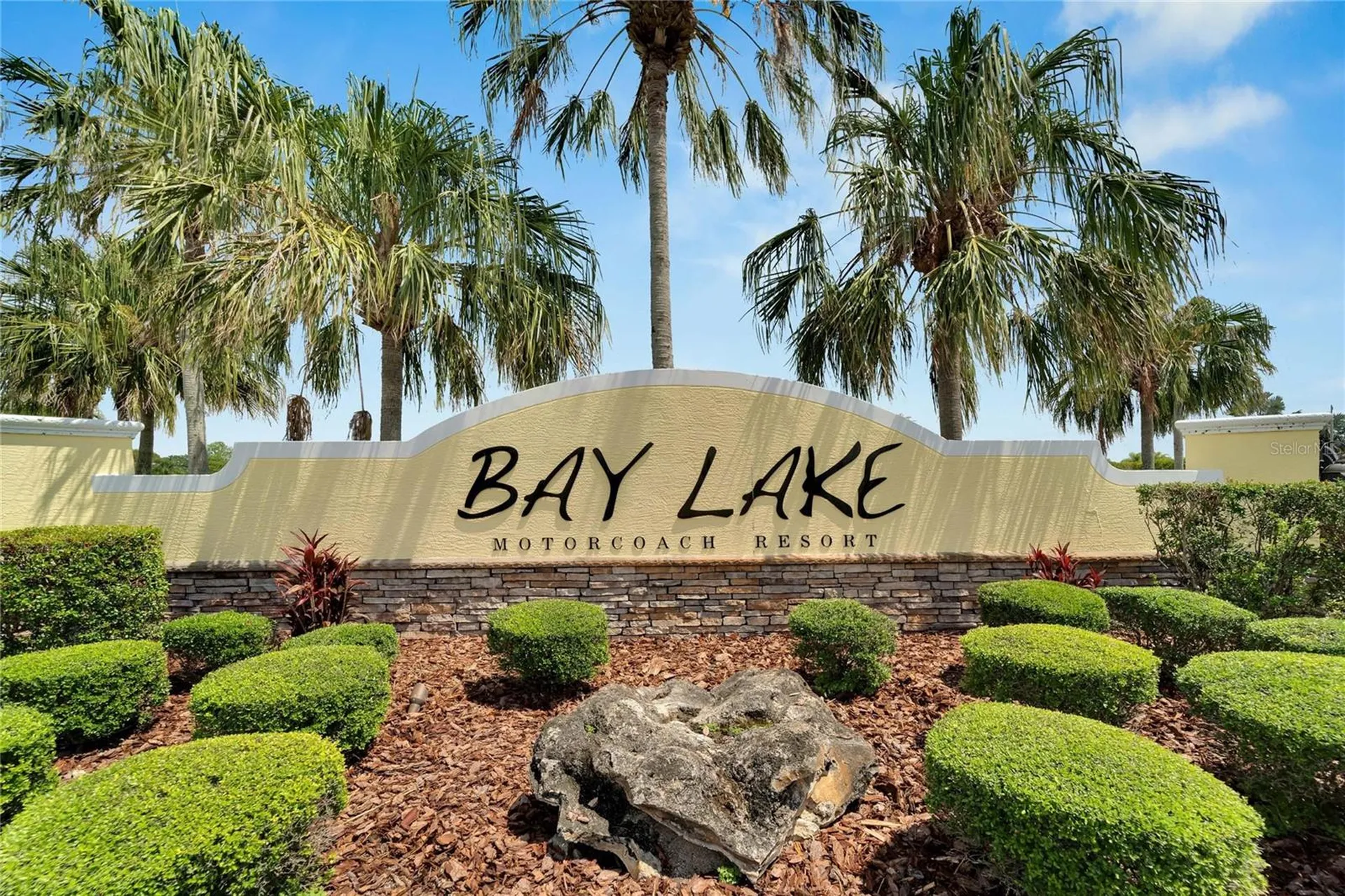 3258 Red Tail Hawk Drive Polk City FL 33868