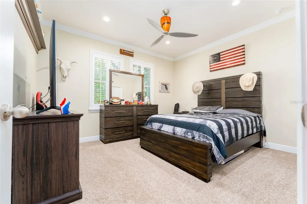 2226 Valterra Vista Way Valrico FL 33594