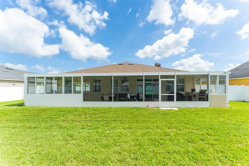 2226 Valterra Vista Way Valrico FL 33594