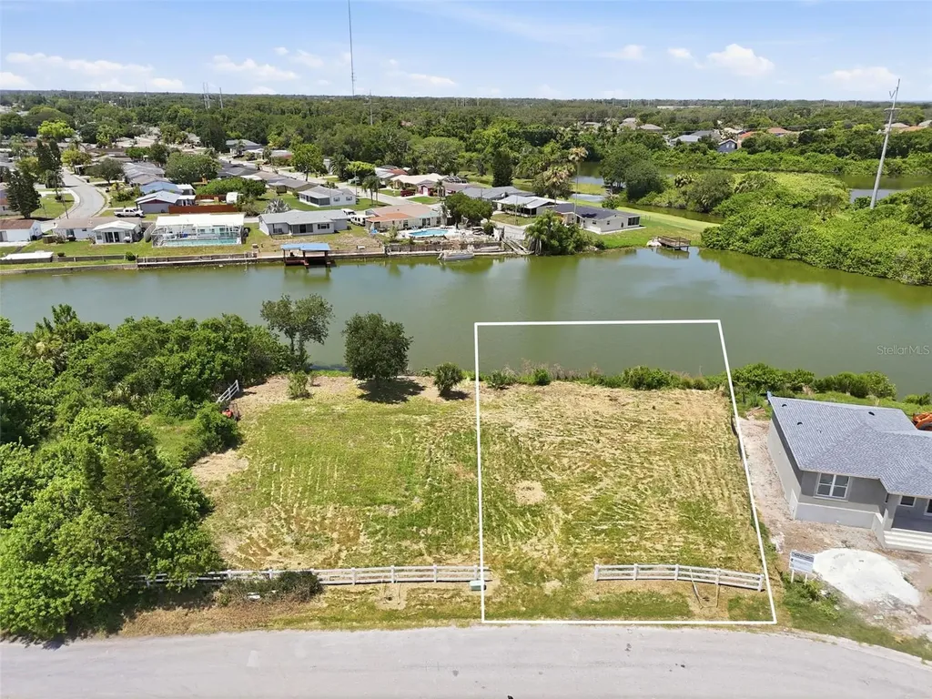 1504 Jackson Drive Holiday FL 34691
