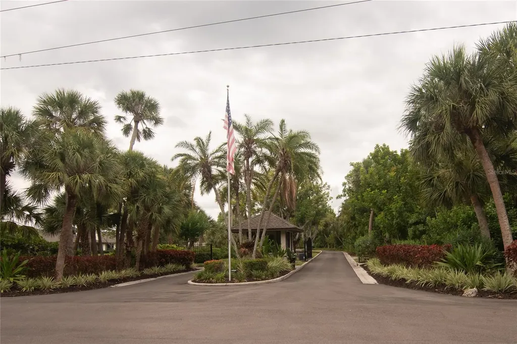 7403 Carnoustie Drive Sarasota FL 34238