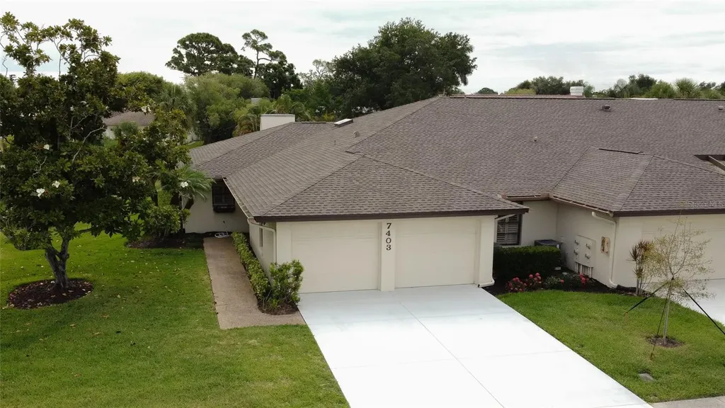 7403 Carnoustie Drive Sarasota FL 34238