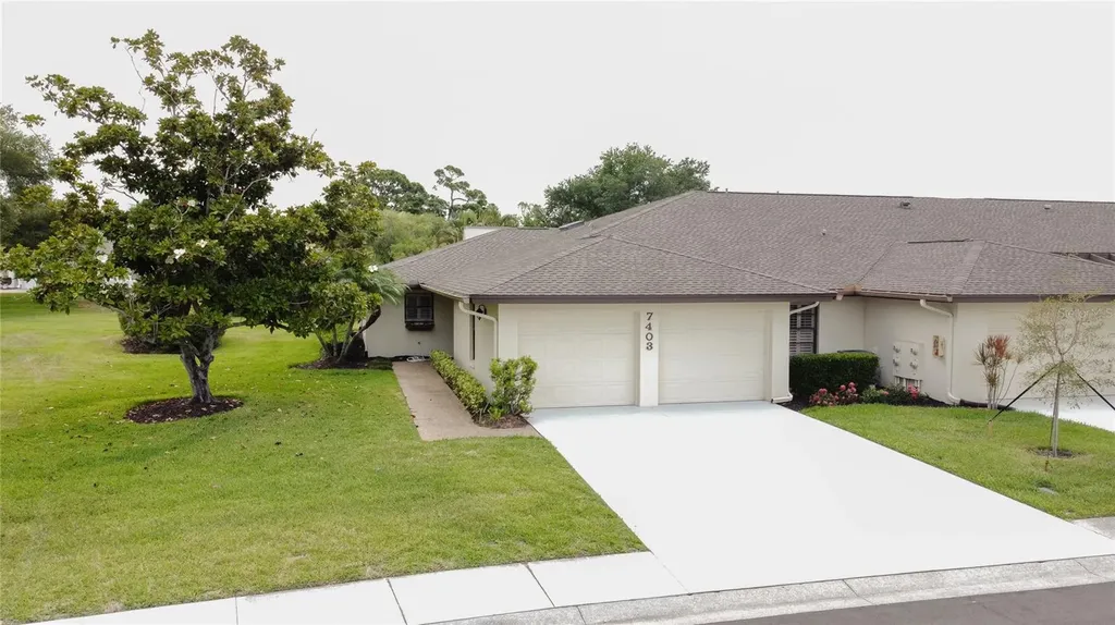 7403 Carnoustie Drive Sarasota FL 34238