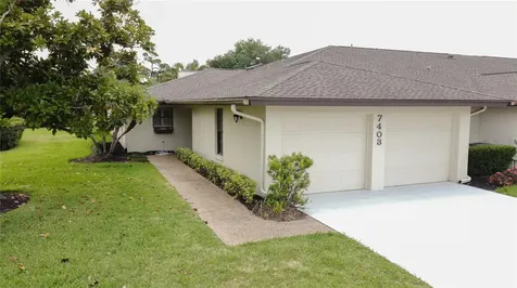 7403 Carnoustie Drive Sarasota FL 34238