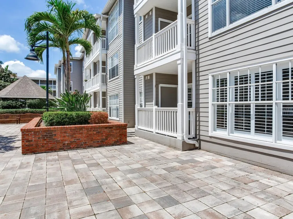 800 S Dakota Avenue Tampa FL 33606