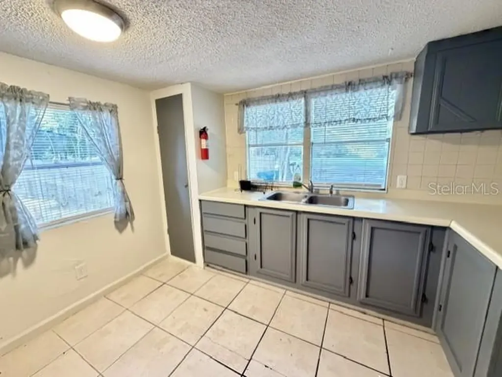 18400 NW 233rd Terrace High Springs FL 32643