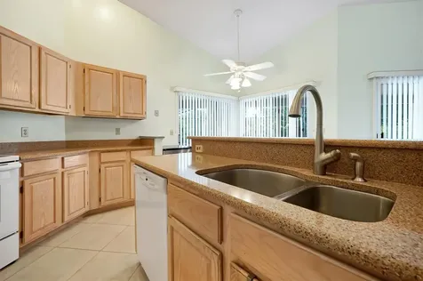 9655 Lake Douglas Place Orlando FL 32817