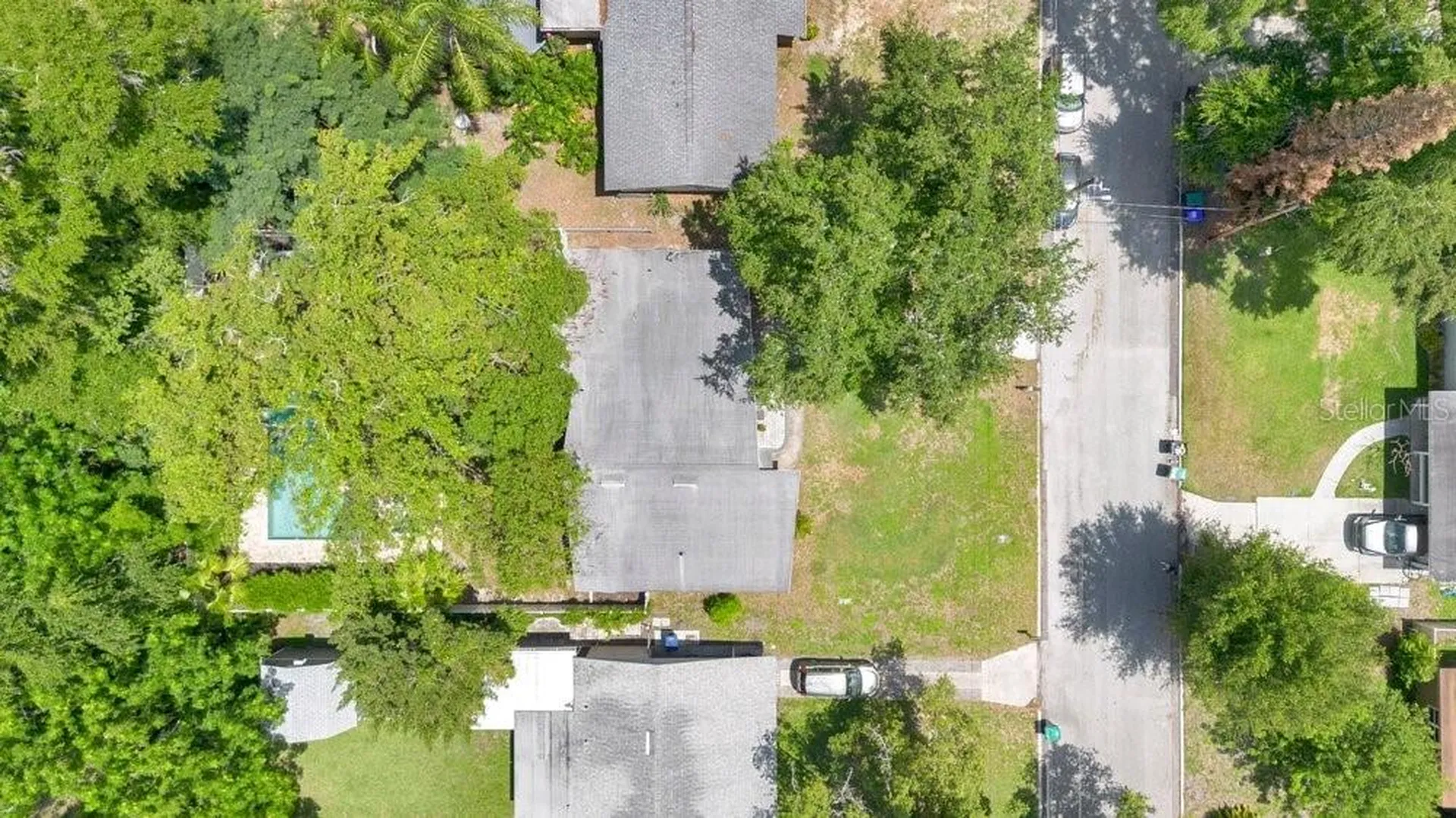 2512 Lake Wade Court Orlando FL 32806