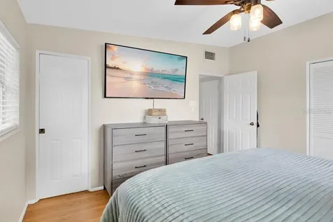 2512 Lake Wade Court Orlando FL 32806
