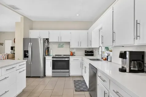 2512 Lake Wade Court Orlando FL 32806