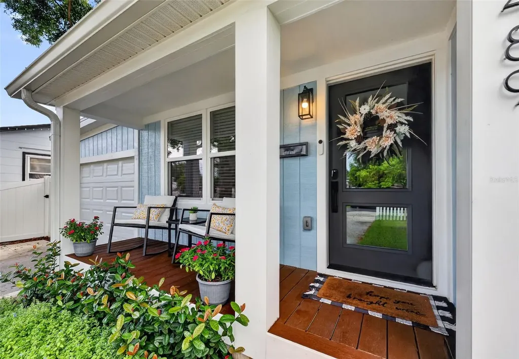 2489 15th Avenue N St Petersburg FL 33713
