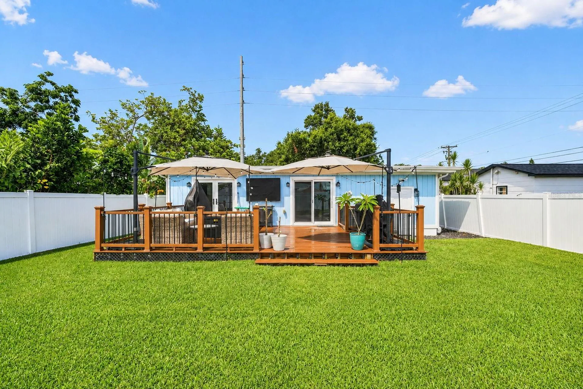 2489 15th Avenue N St Petersburg FL 33713
