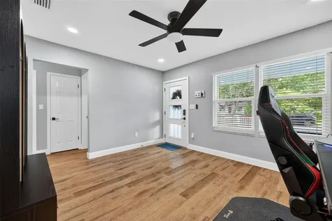 2489 15th Avenue N St Petersburg FL 33713