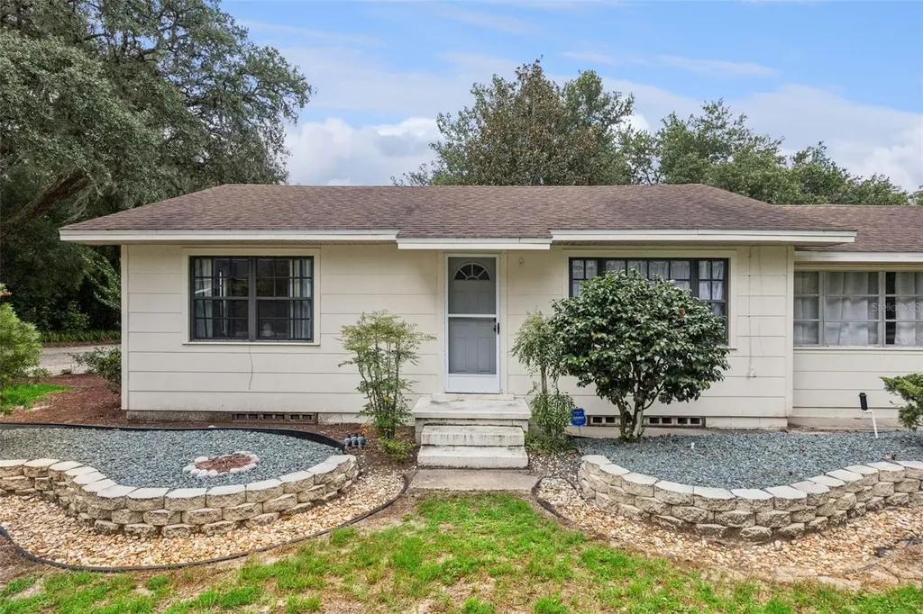 800 E Lansdowne Avenue Orange City FL 32763