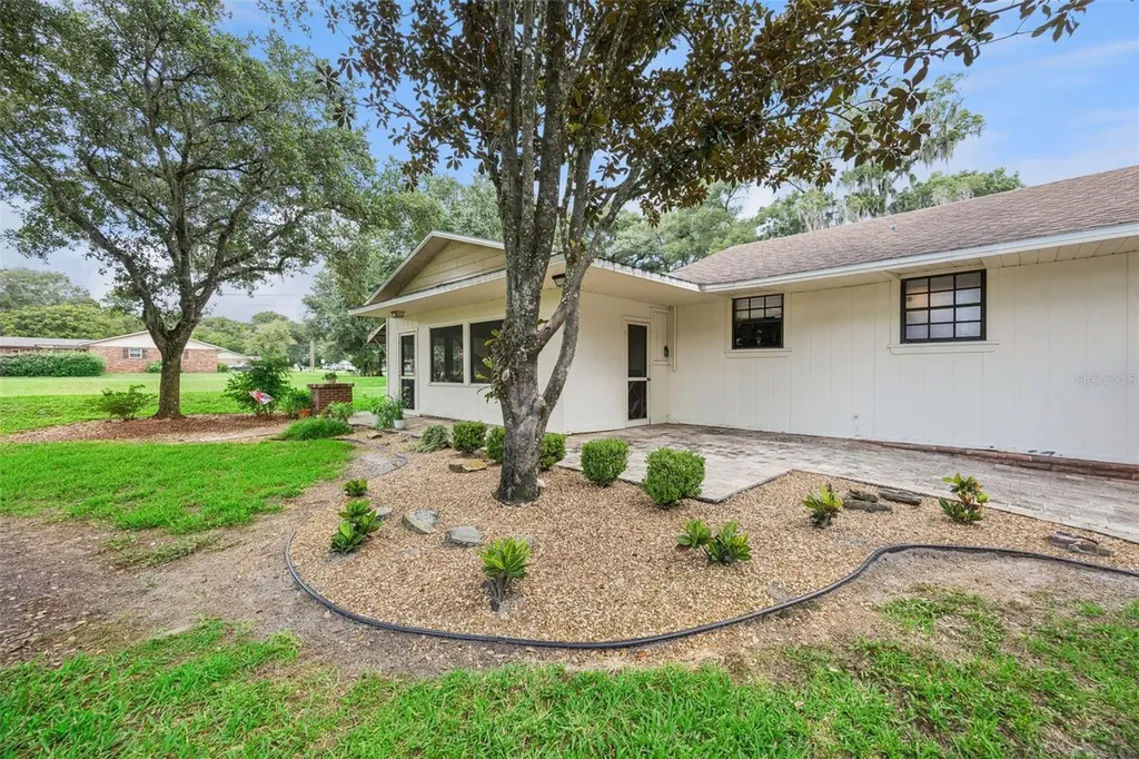 800 E Lansdowne Avenue Orange City FL 32763