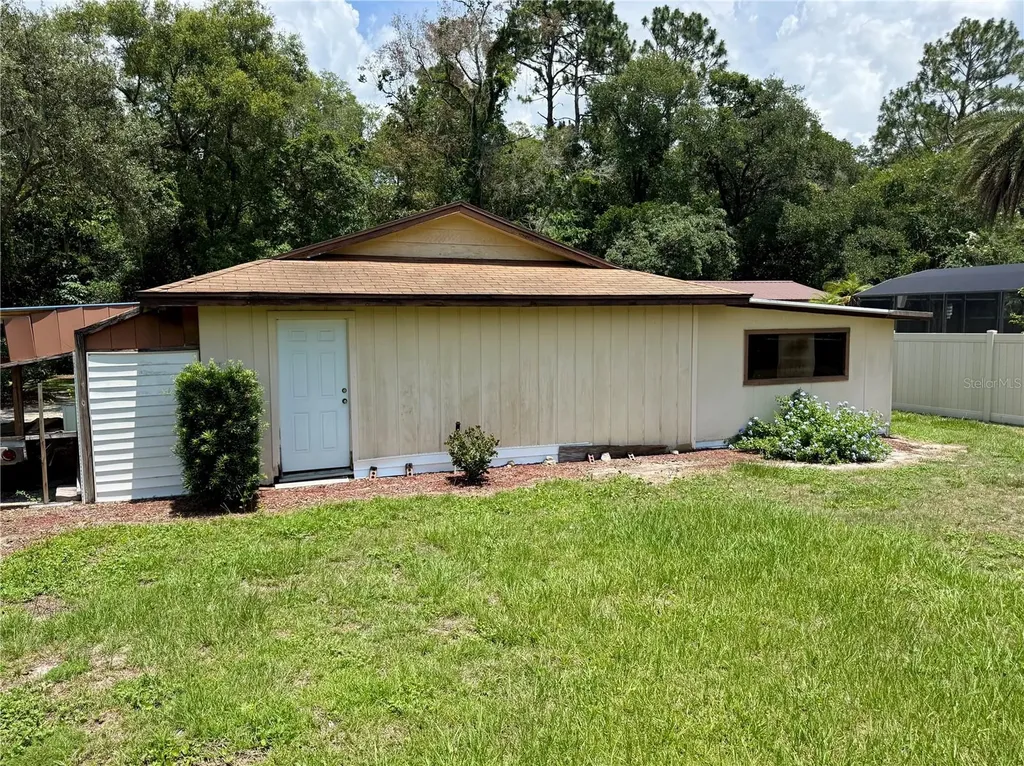 800 E Lansdowne Avenue Orange City FL 32763
