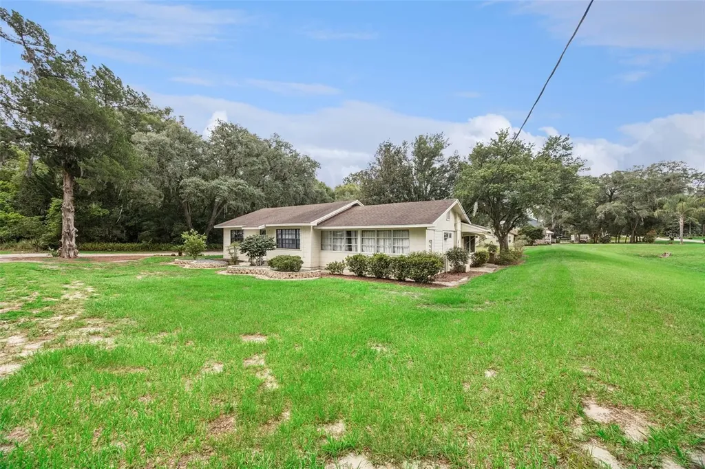 800 E Lansdowne Avenue Orange City FL 32763