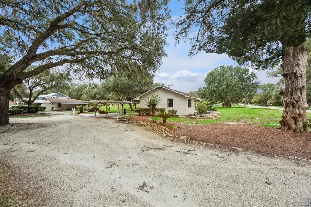 800 E Lansdowne Avenue Orange City FL 32763