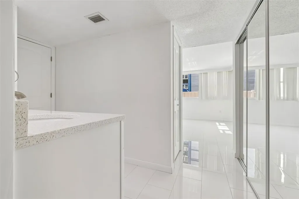 450 Treasure Island Causeway Treasure Island FL 33706