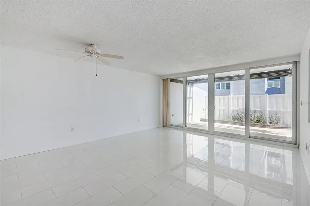 450 Treasure Island Causeway Treasure Island FL 33706