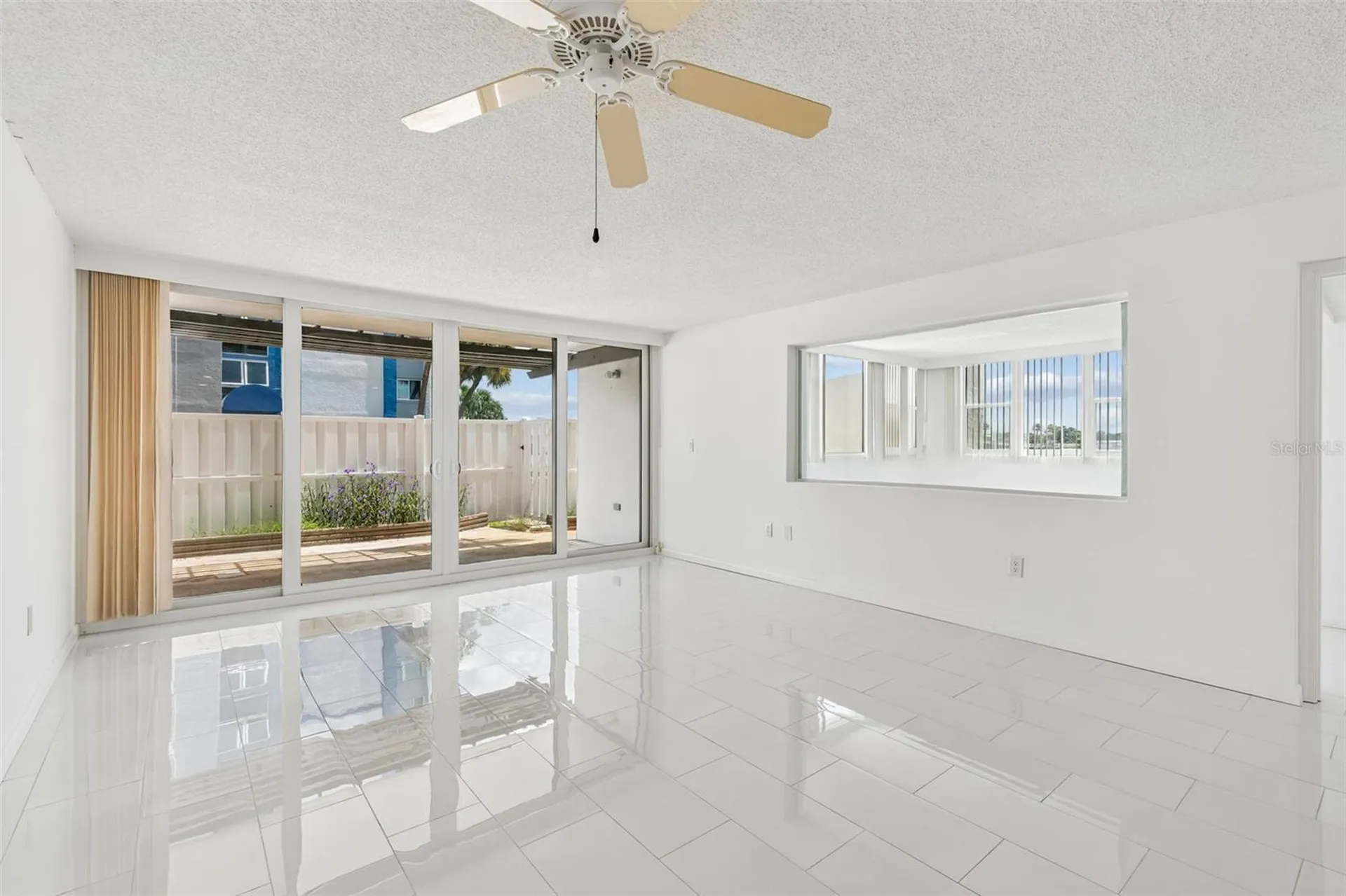 450 Treasure Island Causeway Treasure Island FL 33706