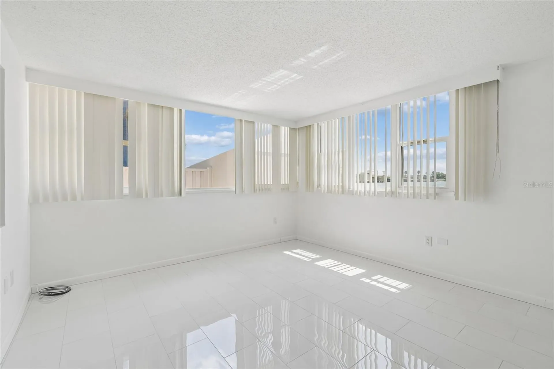 450 Treasure Island Causeway Treasure Island FL 33706