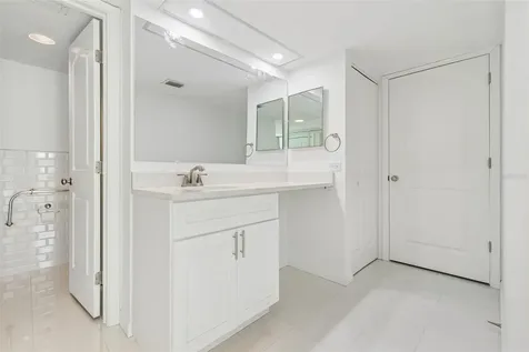 450 Treasure Island Causeway Treasure Island FL 33706