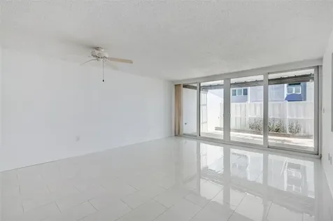 450 Treasure Island Causeway Treasure Island FL 33706